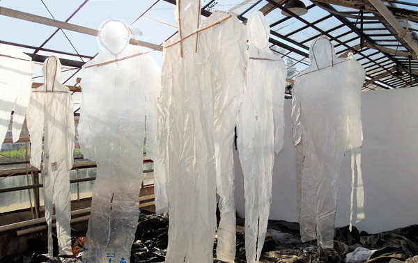 Installation Tina Schwichtenberg